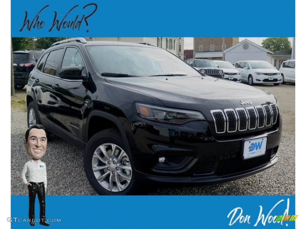 2019 Cherokee Latitude 4x4 - Diamond Black Crystal Pearl / Black photo #1