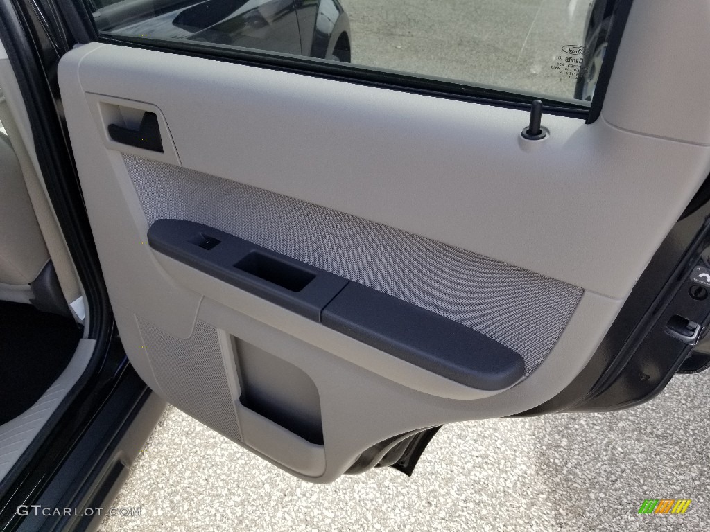 2012 Escape XLT V6 - Ebony Black / Stone photo #8