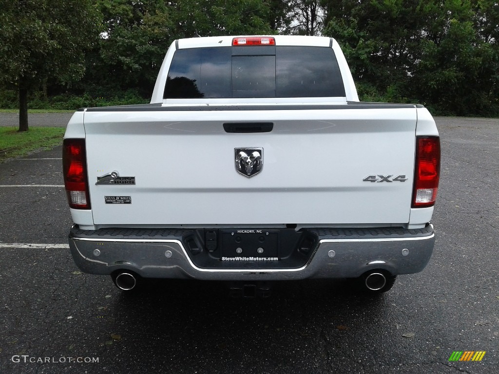 2018 1500 Big Horn Crew Cab 4x4 - Bright White / Black/Diesel Gray photo #7