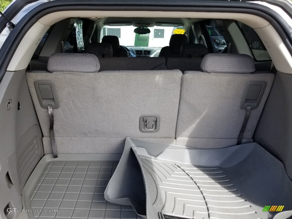 2011 Traverse LS AWD - Silver Ice Metallic / Dark Gray/Light Gray photo #6