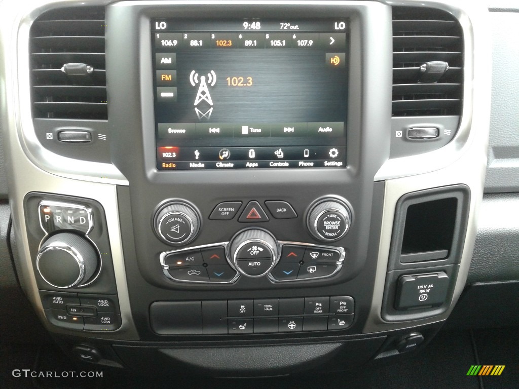 2018 Ram 1500 Big Horn Crew Cab 4x4 Controls Photos