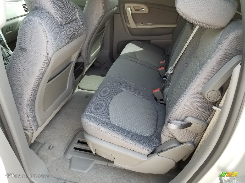 2011 Traverse LS AWD - Silver Ice Metallic / Dark Gray/Light Gray photo #15