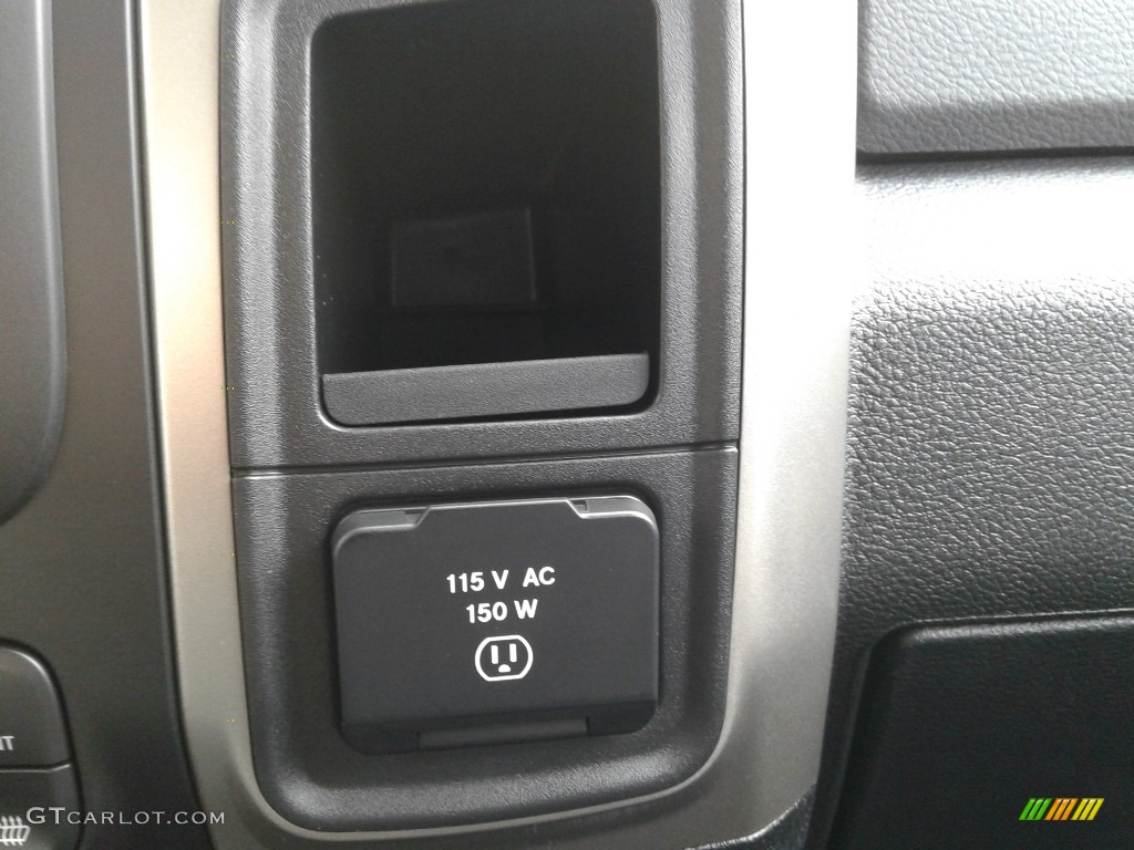 2018 1500 Big Horn Crew Cab 4x4 - Bright White / Black/Diesel Gray photo #27