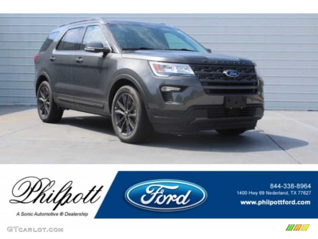Magnetic Metallic Ford Explorer