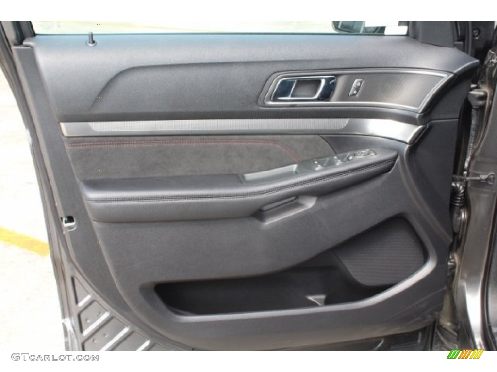 2018 Explorer XLT - Magnetic Metallic / Ebony Black photo #12