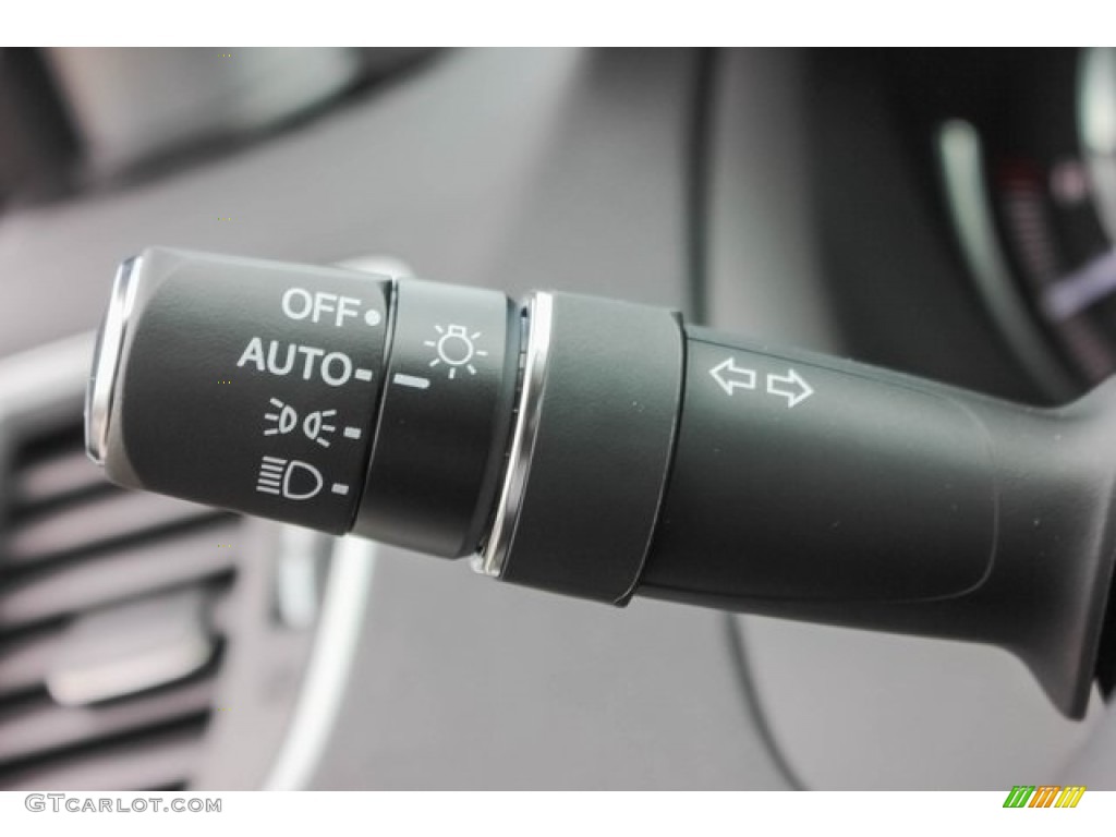 2018 Acura TLX V6 SH-AWD Technology Sedan Controls Photo #129430488