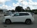 2019 Pearl White Jeep Cherokee Overland  photo #2