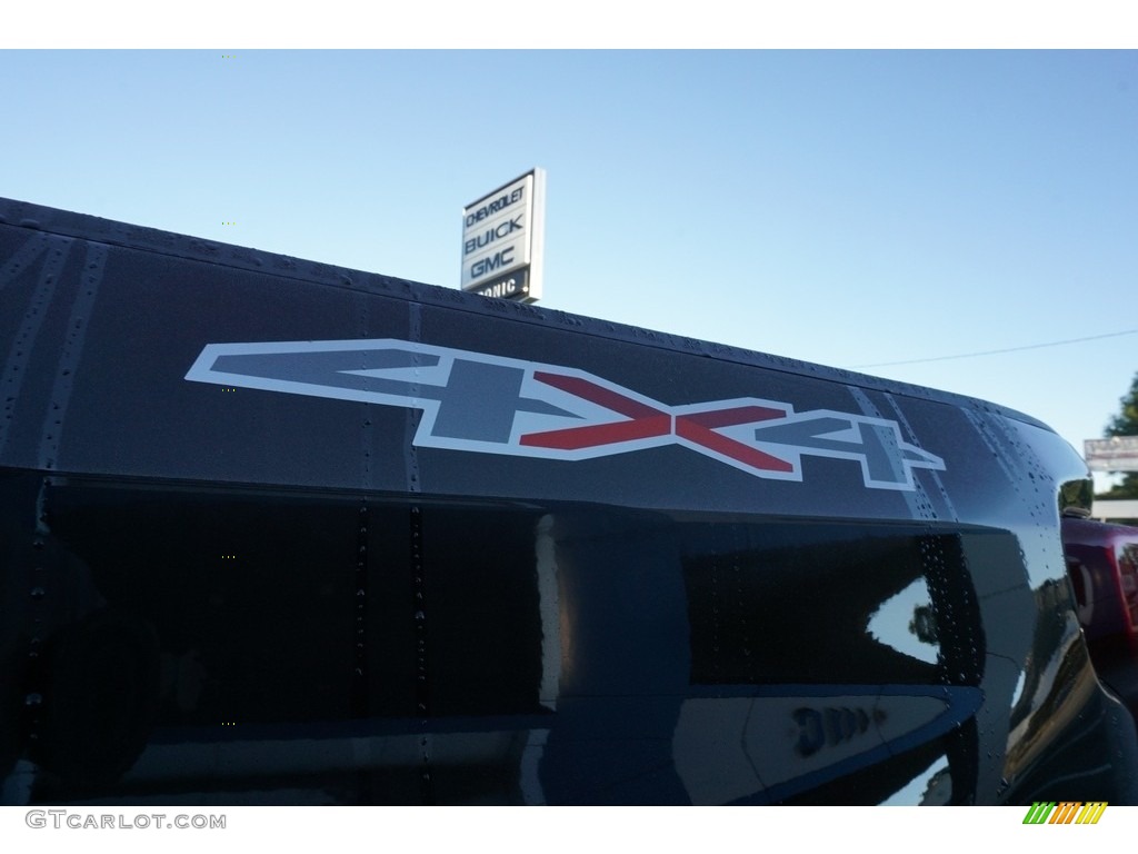 2019 Silverado 1500 RST Crew Cab 4WD - Black / Jet Black photo #15