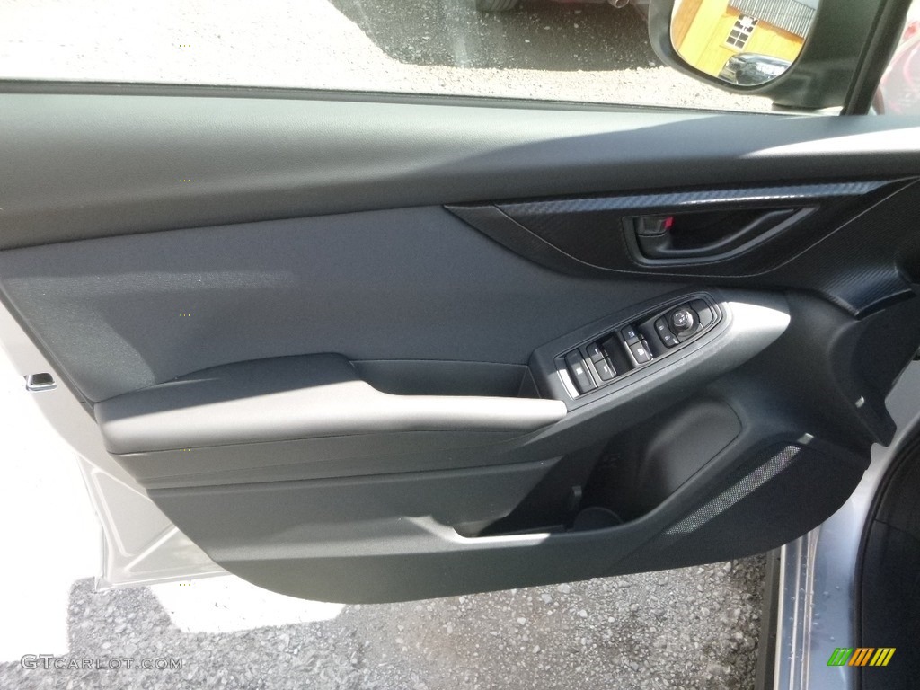 2019 Crosstrek 2.0i Premium - Ice Silver Metallic / Black photo #13