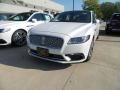 White Platinum 2018 Lincoln Continental Select AWD