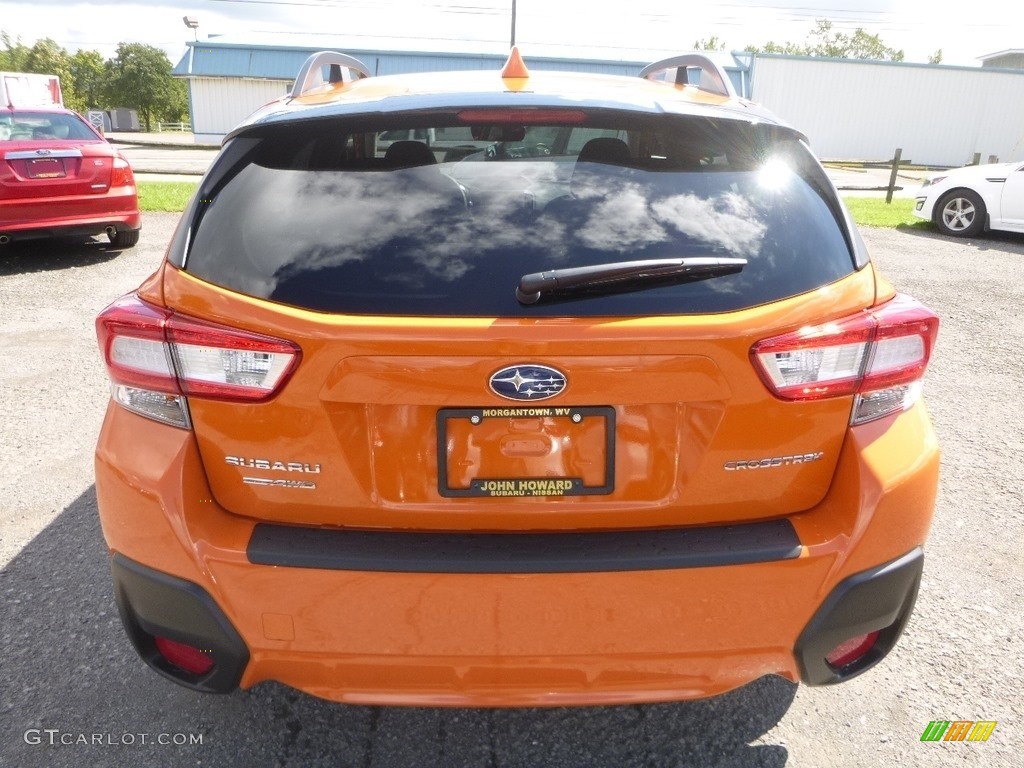 2019 Crosstrek 2.0i Premium - Sunshine Orange / Black photo #5