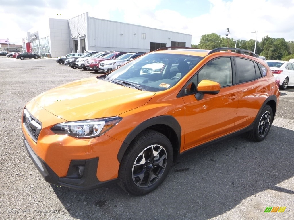 2019 Crosstrek 2.0i Premium - Sunshine Orange / Black photo #8