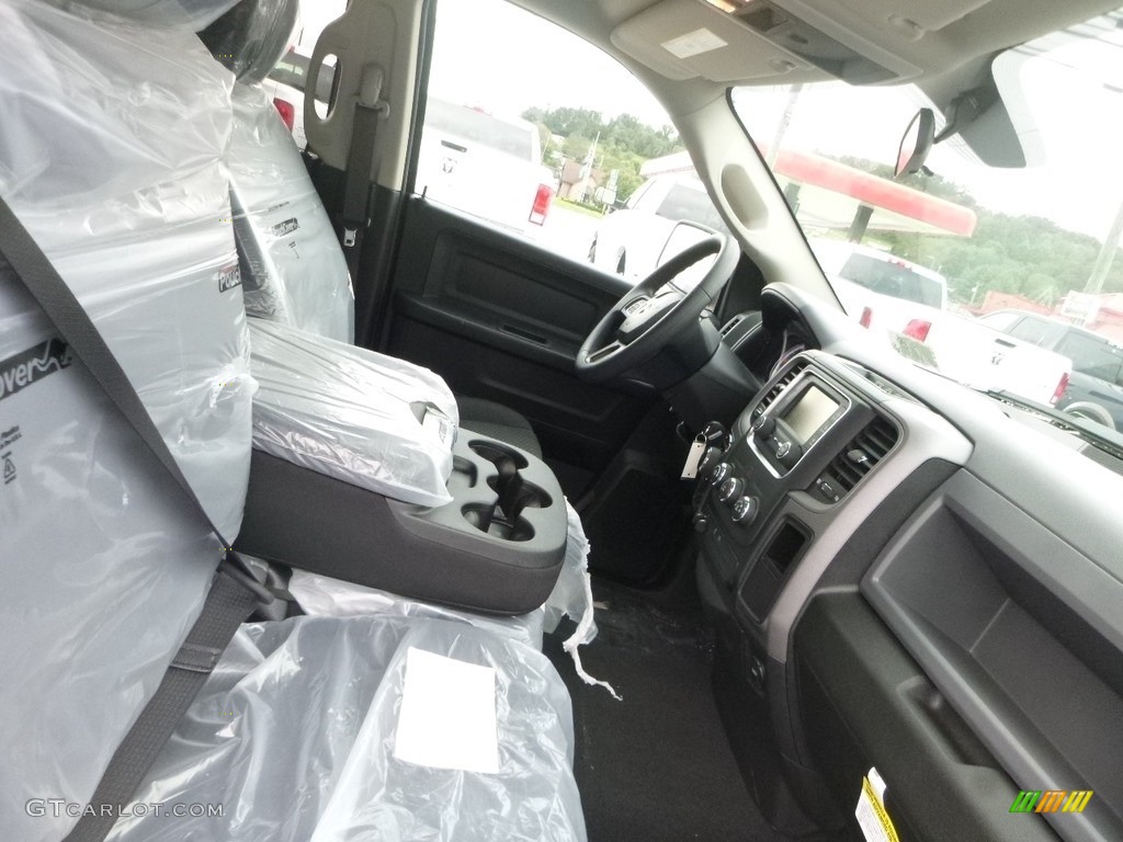 2019 1500 Classic Express Quad Cab 4x4 - Bright White / Black photo #8