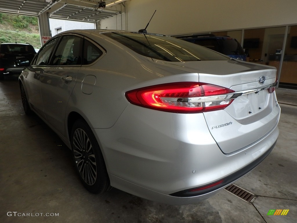 2018 Fusion SE - Ingot Silver / Ebony photo #3