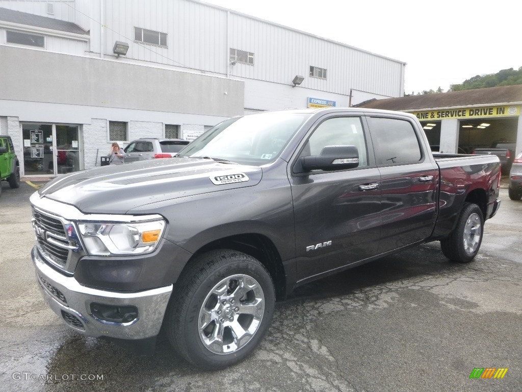 2019 1500 Big Horn Crew Cab 4x4 - Granite Crystal Metallic / Black photo #1