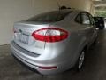 Ingot Silver - Fiesta SE Sedan Photo No. 2