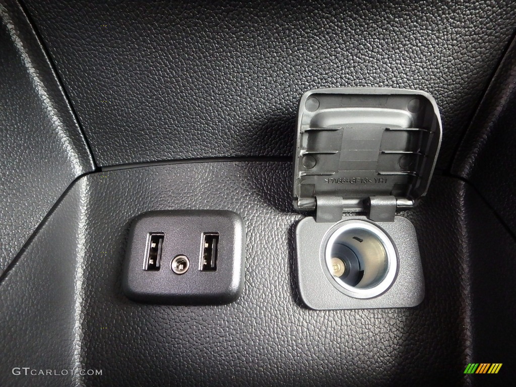 2019 Cruze LT - Satin Steel Gray Metallic / Black photo #17