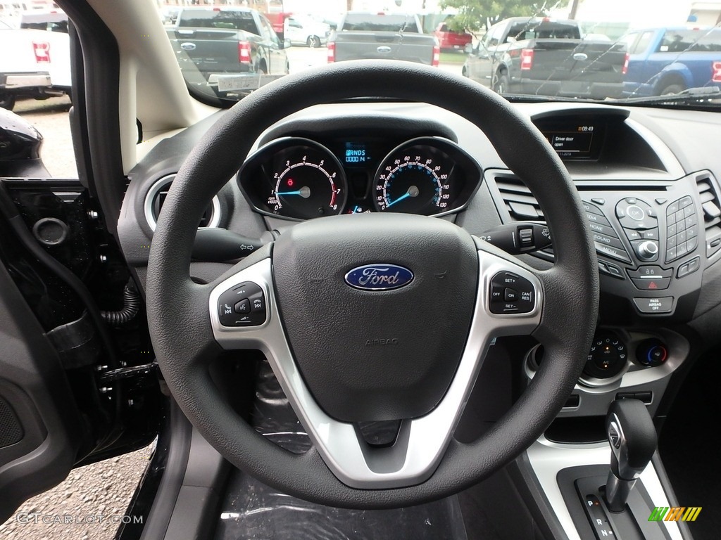 2018 Ford Fiesta SE Sedan Steering Wheel Photos