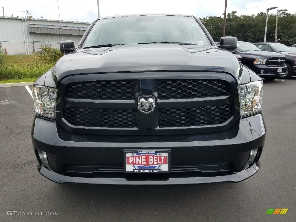 2019 1500 Classic Express Quad Cab 4x4 - Brilliant Black Crystal Pearl / Black photo #2