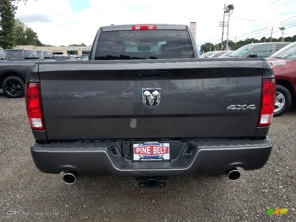 2019 1500 Classic Express Quad Cab 4x4 - Granite Crystal Metallic / Black photo #5