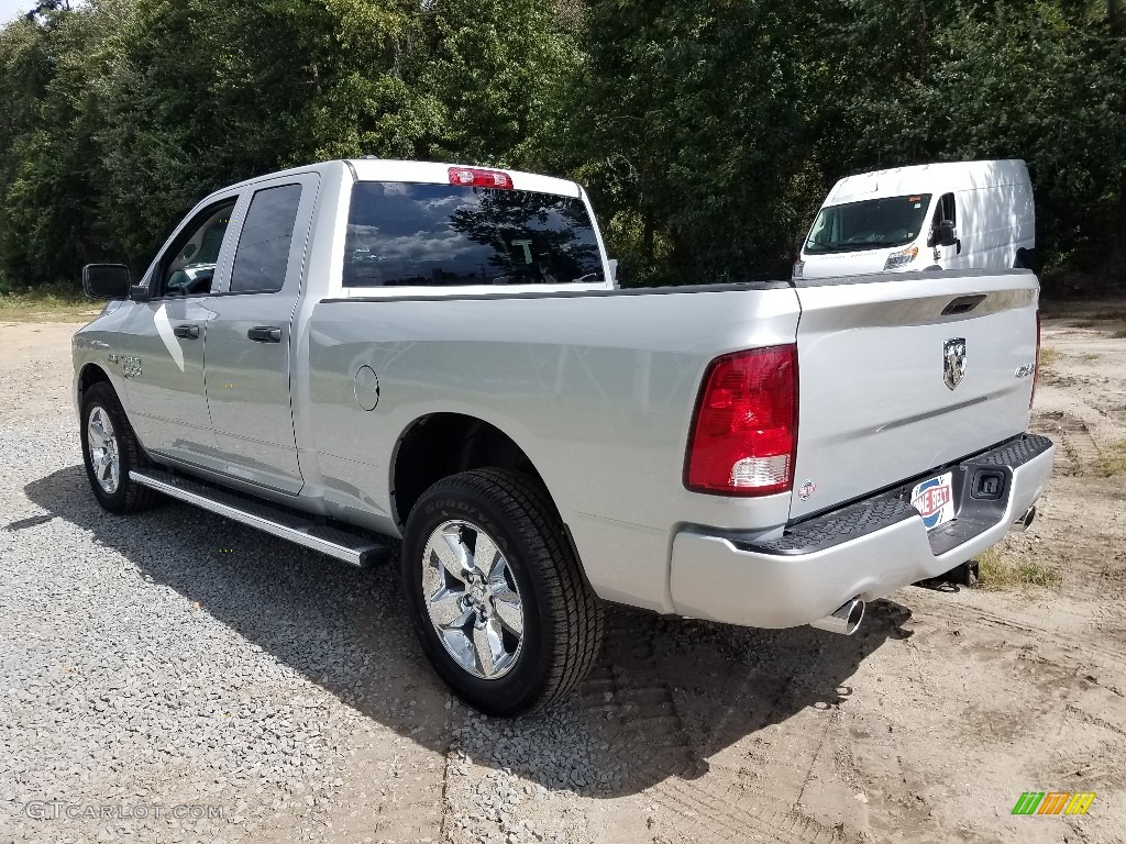 2019 1500 Classic Express Quad Cab 4x4 - Bright Silver Metallic / Black photo #4