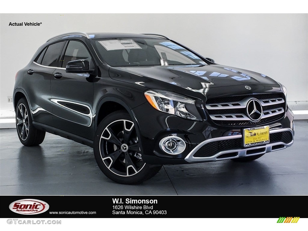 Night Black Mercedes-Benz GLA