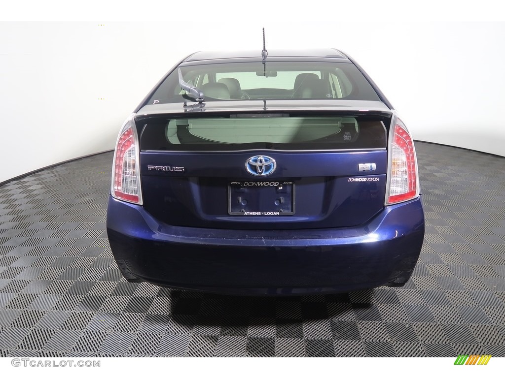2013 Prius Two Hybrid - Nautical Blue Metallic / Dark Gray photo #11