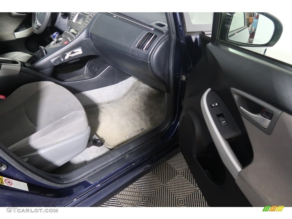 2013 Prius Two Hybrid - Nautical Blue Metallic / Dark Gray photo #37