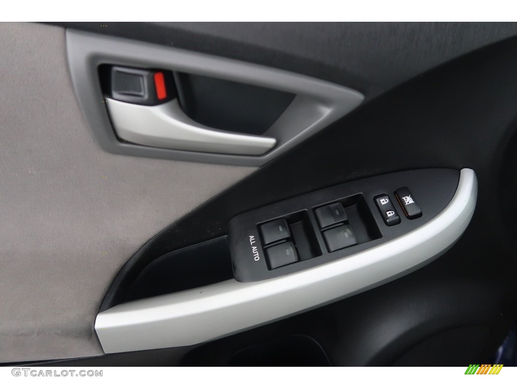 2013 Prius Two Hybrid - Nautical Blue Metallic / Dark Gray photo #43