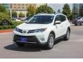 Super White - RAV4 XLE Photo No. 3