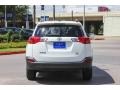 Super White - RAV4 XLE Photo No. 6