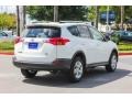 Super White - RAV4 XLE Photo No. 7
