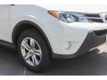 Super White - RAV4 XLE Photo No. 12