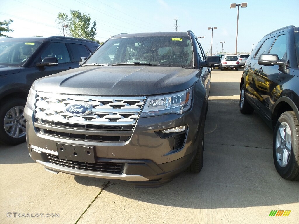 2018 Explorer XLT - Magnetic Metallic / Ebony Black photo #1