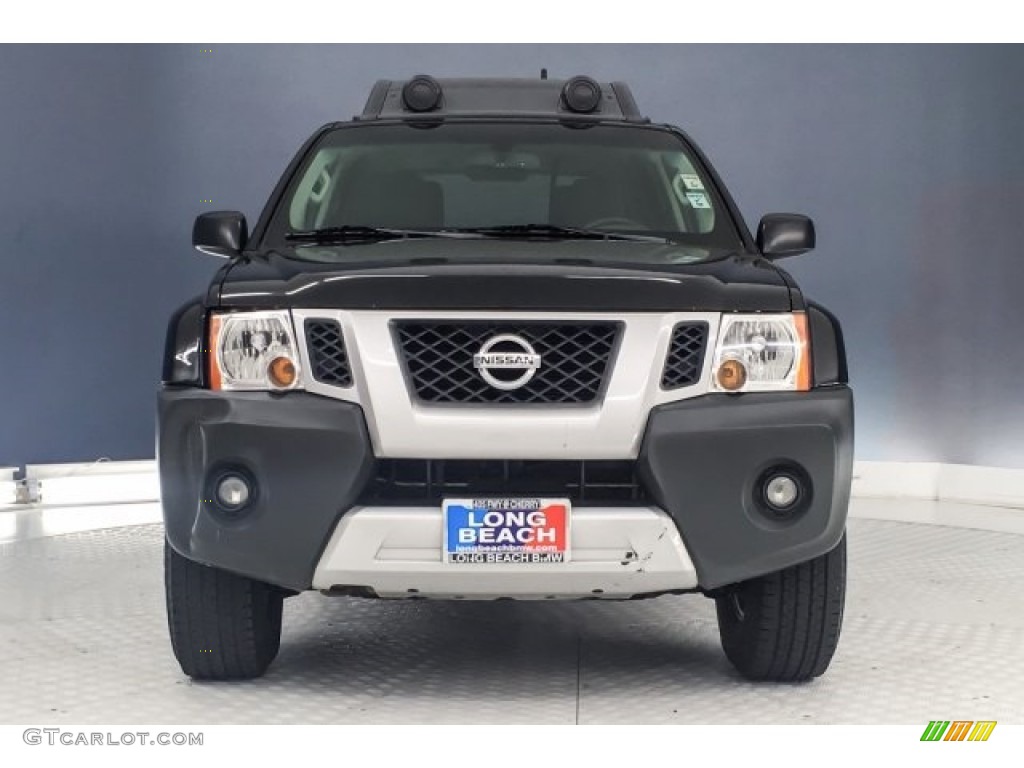 2015 Xterra PRO-4X 4x4 - Super Black / PRO-4X Gray/Steel photo #2