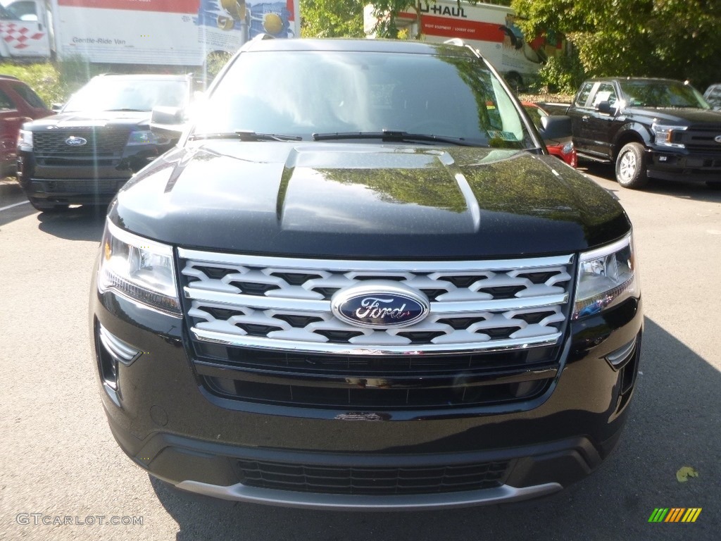 2018 Explorer XLT 4WD - Shadow Black / Ebony Black photo #4