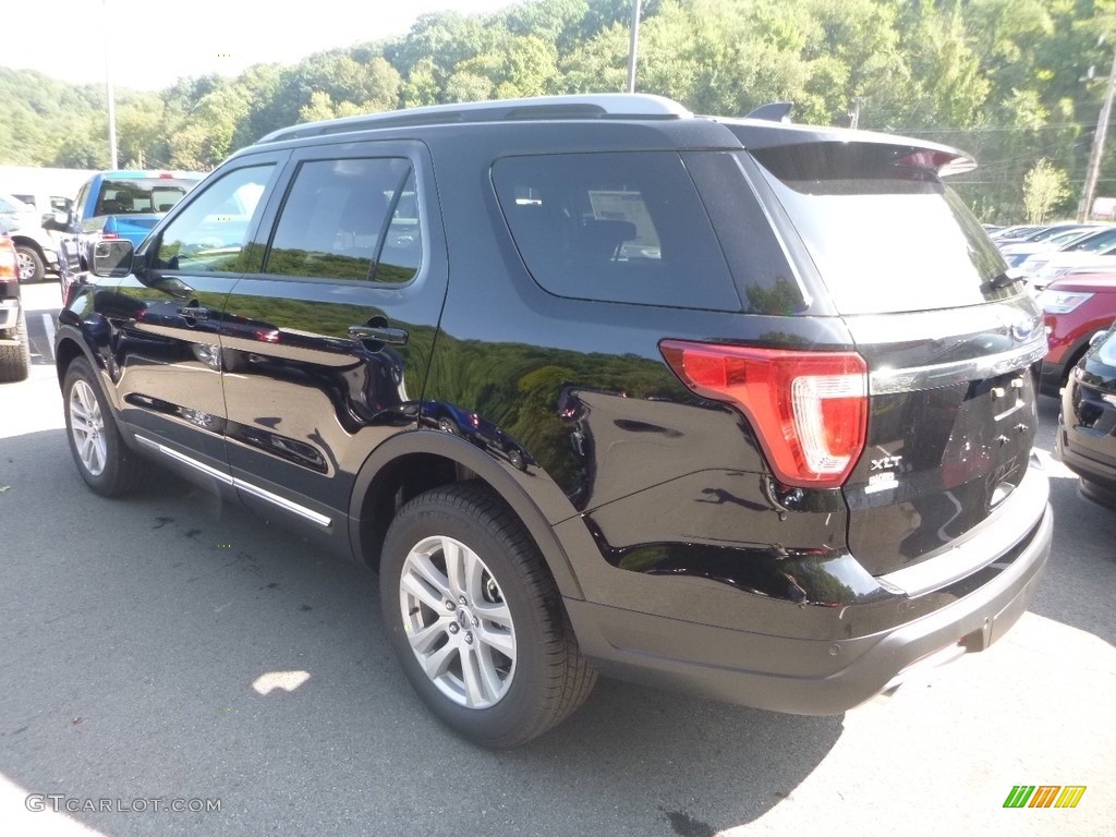 2018 Explorer XLT 4WD - Shadow Black / Ebony Black photo #6