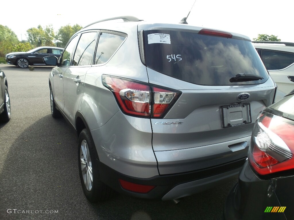 2018 Escape SE - Ingot Silver / Charcoal Black photo #3