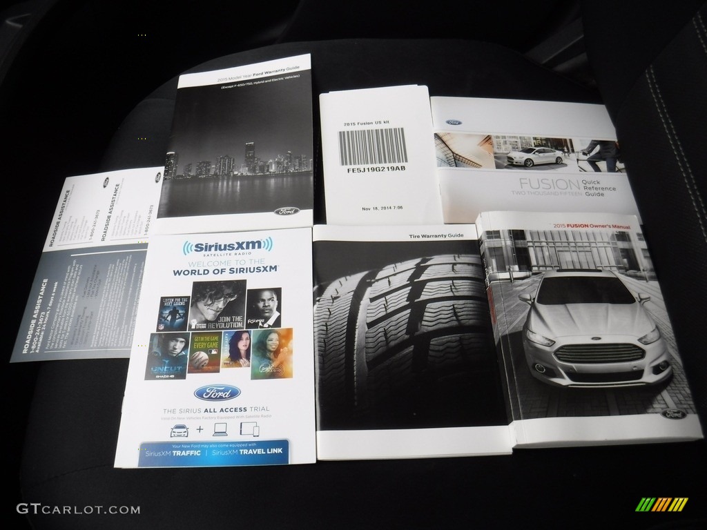 2015 Fusion SE - Tuxedo Black Metallic / Charcoal Black photo #32