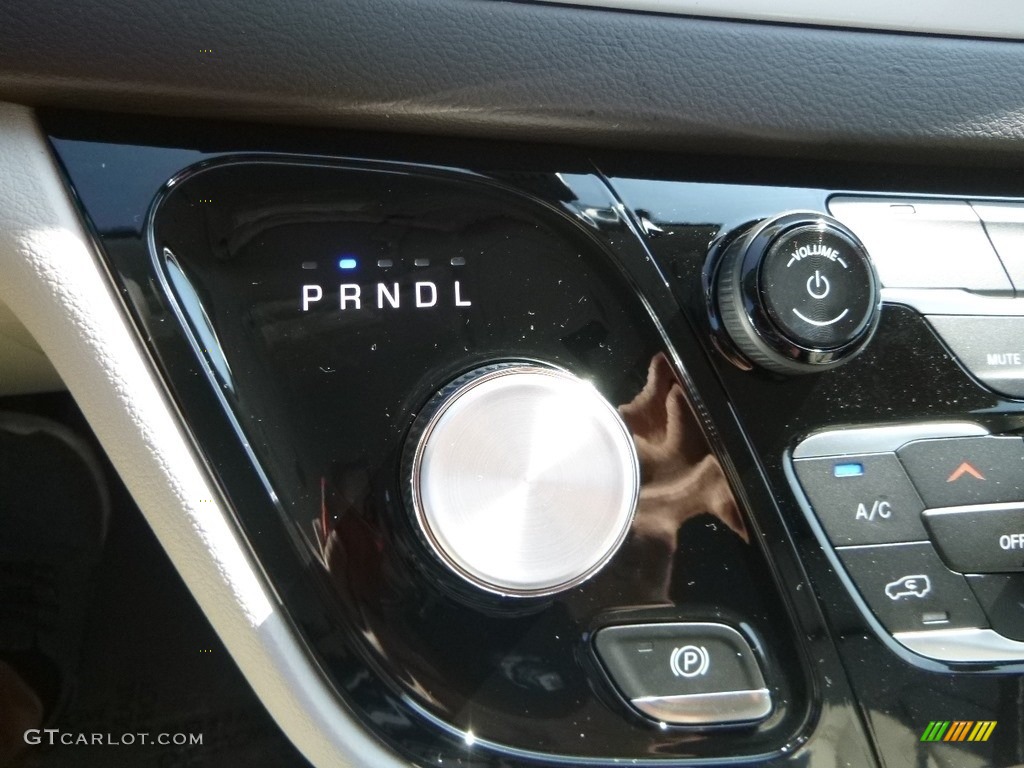 2019 Chrysler Pacifica Touring L 9 Speed Automatic Transmission Photo #129470852