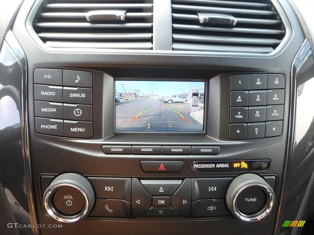 2018 Explorer XLT 4WD - Shadow Black / Ebony Black photo #20