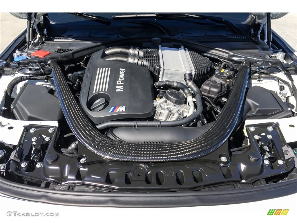 2018 M3 Sedan - Mineral White Metallic / Sakhir Orange/Black photo #8