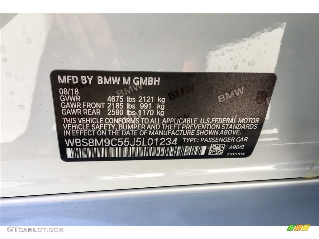 2018 M3 Sedan - Mineral White Metallic / Sakhir Orange/Black photo #11