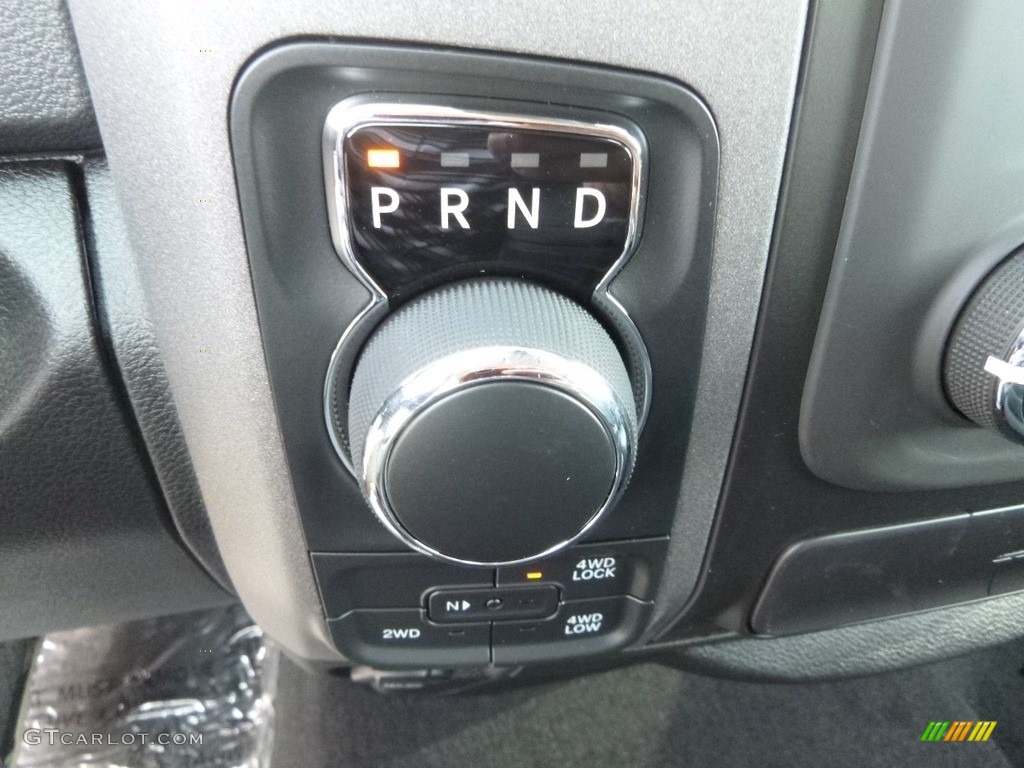 2019 1500 Classic Express Quad Cab 4x4 - Bright Silver Metallic / Black/Diesel Gray photo #17