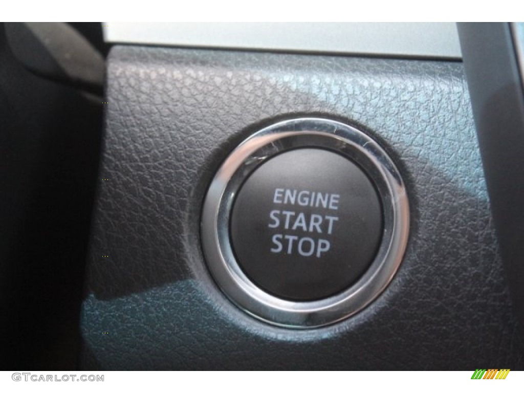 2018 Camry XLE - Ruby Flare Pearl / Black photo #17