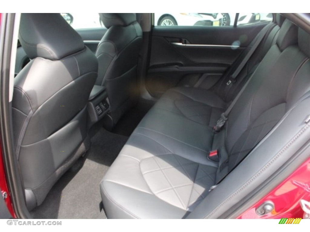 2018 Camry XLE - Ruby Flare Pearl / Black photo #24