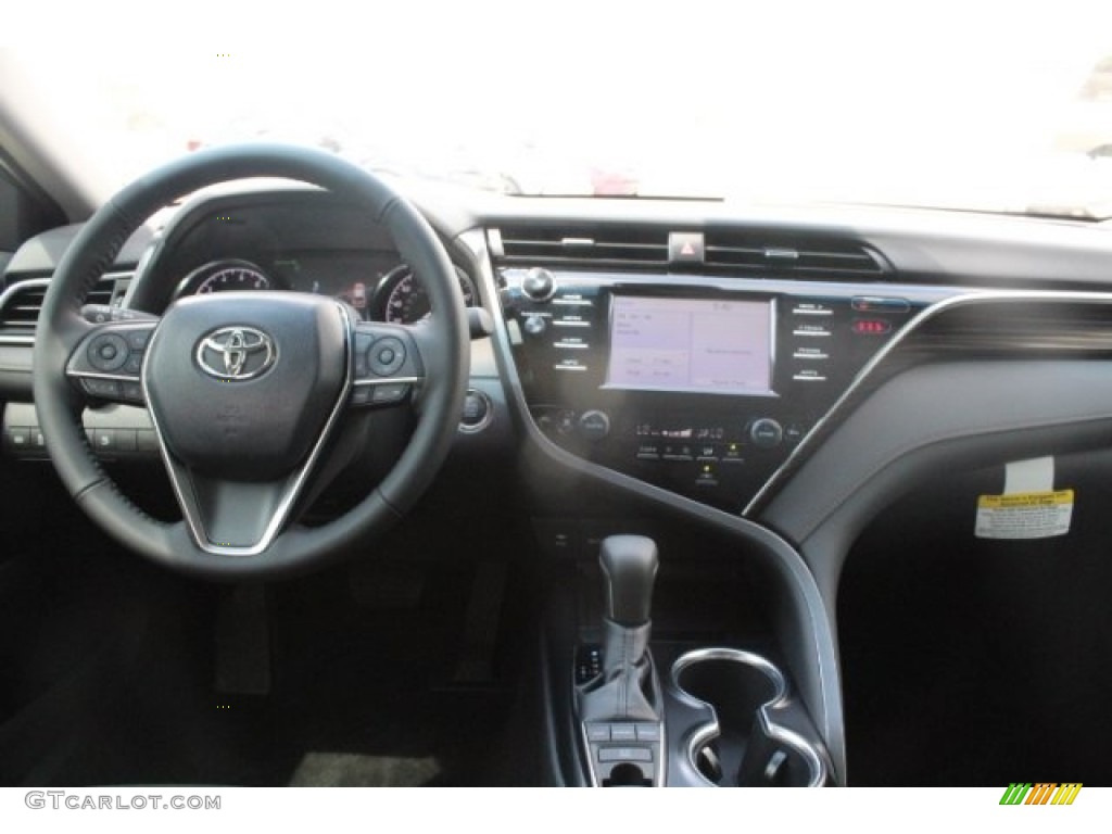 2018 Camry XLE - Ruby Flare Pearl / Black photo #25