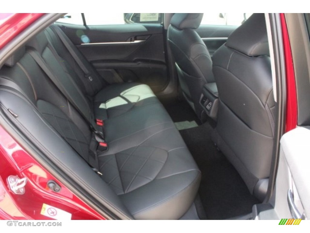 2018 Camry XLE - Ruby Flare Pearl / Black photo #29