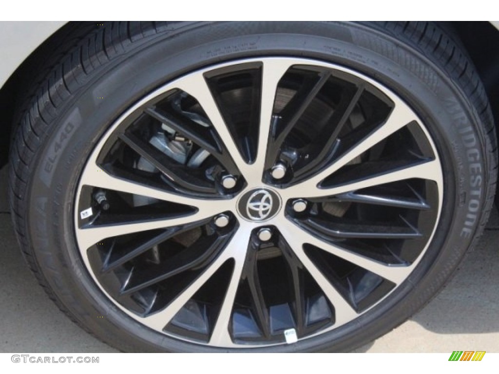 2018 Camry SE - Celestial Silver Metallic / Black photo #4