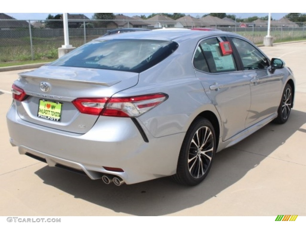 2018 Camry SE - Celestial Silver Metallic / Black photo #8